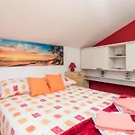 Lejlighed Stunning In With House Sea View