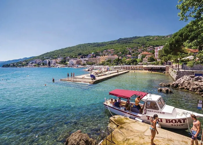 Gorgeous In Διαμέρισμα Lovran