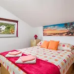 Stunning In With House Sea View Apartman Lovran